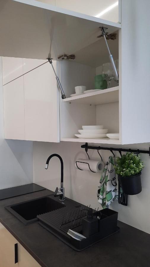 Nina Studio Apartment Bijeljina Eksteriør bilde