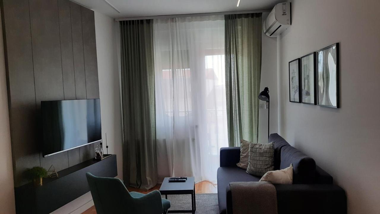 Nina Studio Apartment Bijeljina Eksteriør bilde